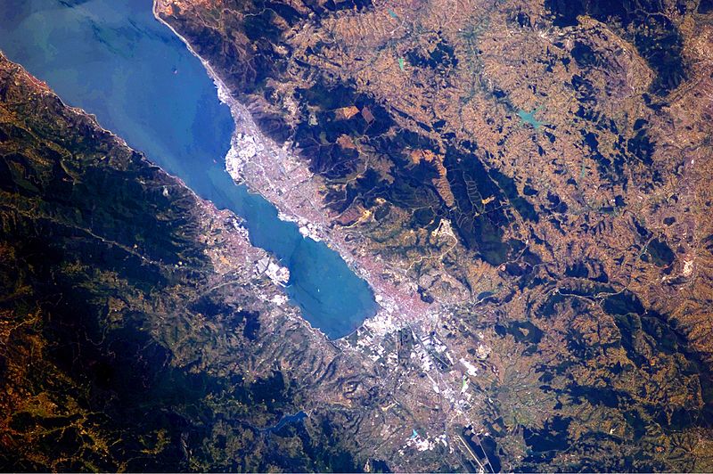 File:Gulf of Izmit, Turkey.JPG