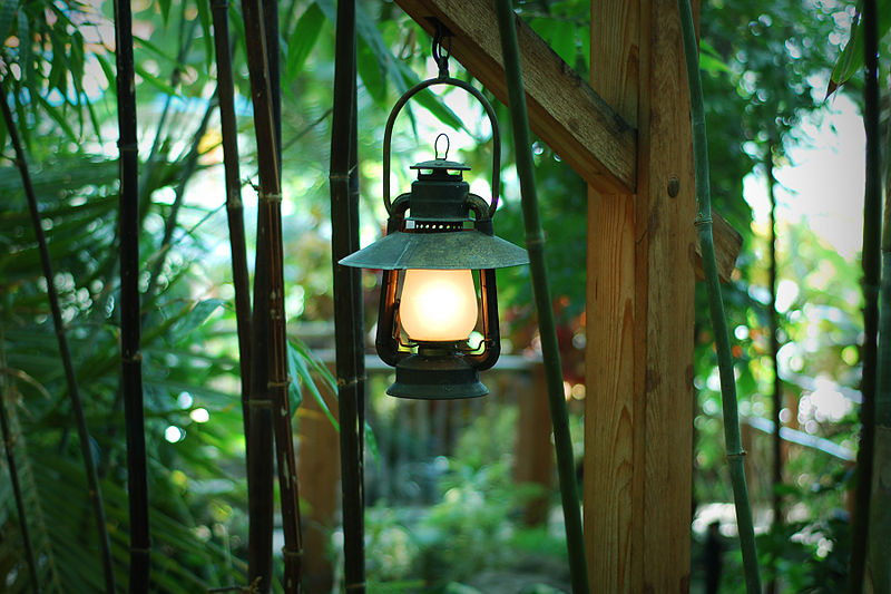 File:Hanging Lantern (8017923625).jpg