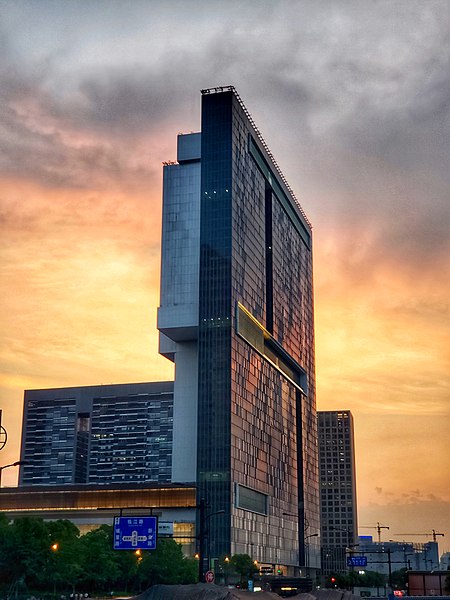 File:Hangzhou Gtland Plaza on the sunset.jpg