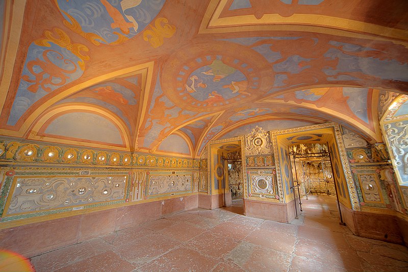 File:Hellbrunn grotto of mirrors 02.jpg