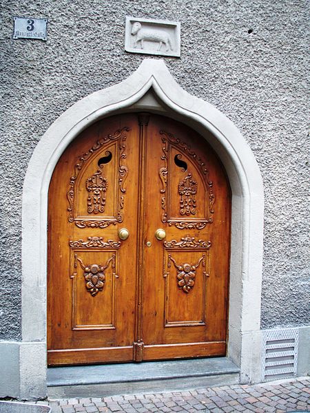 File:Historical door in Feldkirch.JPG