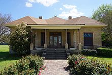 Exterior of the Hopkins County Museum