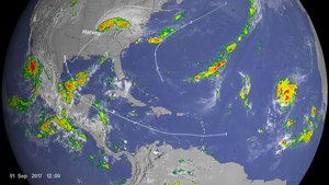 Fil: Hurricane Tracks fra 2017 med Precipitation og Cloud Data.webm