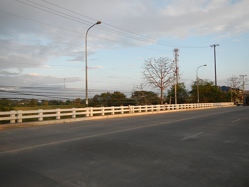 File:Jf9909Labangan Bridges Calumpitfvf 27.JPG