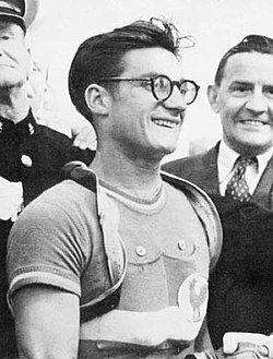 José Beyaert, champion olympique de cyclisme sur route le 13 août 1948, au Grand Parc de Windsor (Londres).jpg