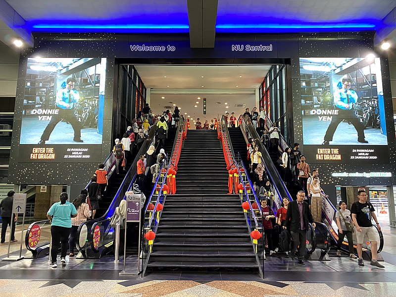 File:KL Sentral station councorse4.jpg