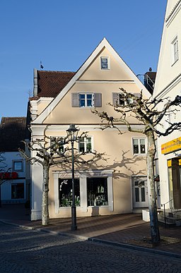 Krumbach, Karl-Mantel-Straße 12-002