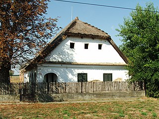 <span class="mw-page-title-main">Istvándi</span> Village in Southern Transdanubia, Hungary