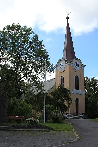 File:Larvik church, Larvik, Vestfold, Norway - panoramio.jpg