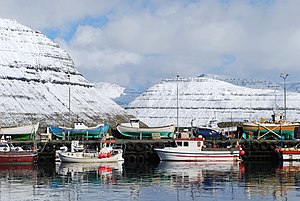 Leirvík: Historie, Leirvíkar kirkja, Personer