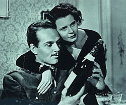 Lianella Carell ja Frank Latimore Vittorio Cottafavin elokuvassa Una donna ha ucciso (1952)