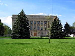 Das Lyon County Courthouse in Rock Rapids, seit 1979 im NRHP gelistet[1]