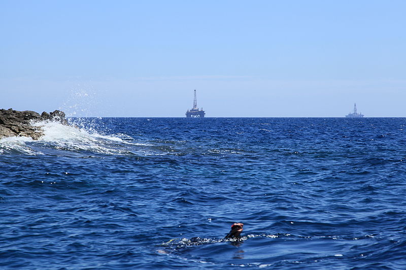 File:Malta - Qrendi (Blue Grotto tour boat) 12 ies.jpg