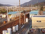 名电赤坂站全体 图片上为名古屋方向