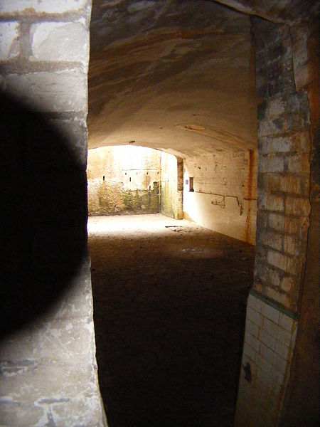 File:MiddleGeorgeshedfort0050.JPG