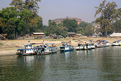 Mingun-Myanmar-02-Port.jpg