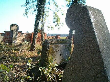 Moczydlnica cemetery