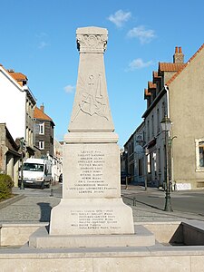 Monument aux morts d'Ambleteuse.