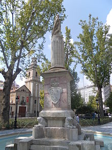 Monumento al Conde de Floridablanca (1849), situado en el jardín del mismo nombre
