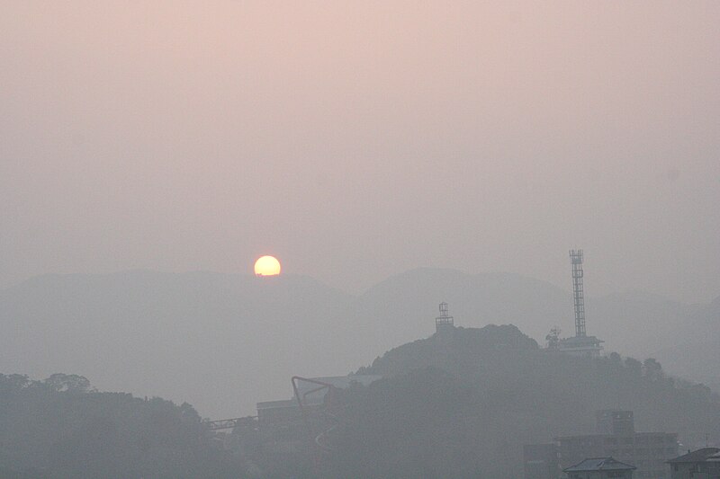 File:Nagayosunrise.JPG