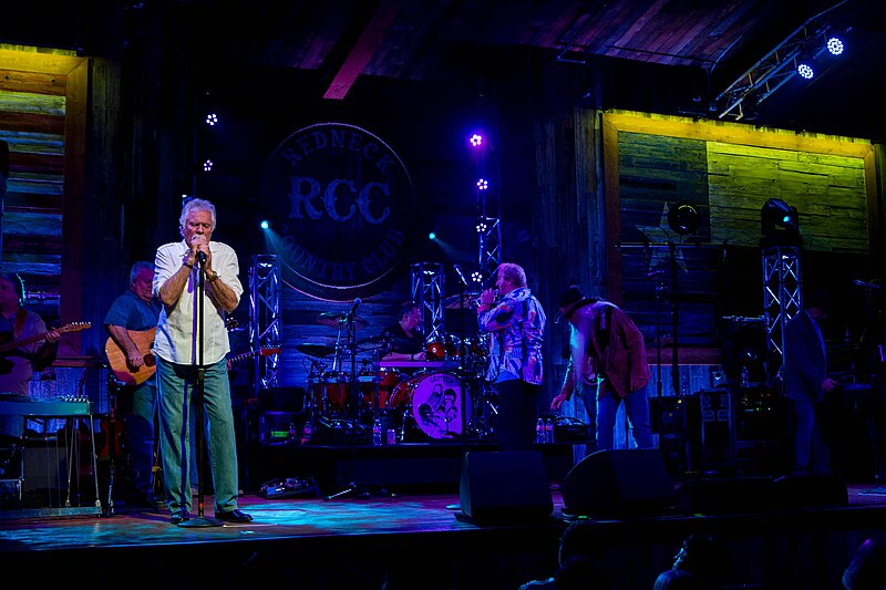 File:Oak Ridge Boys at the Redneck Country Club, April 14, 2017 MG 2008 (33221482994).jpg