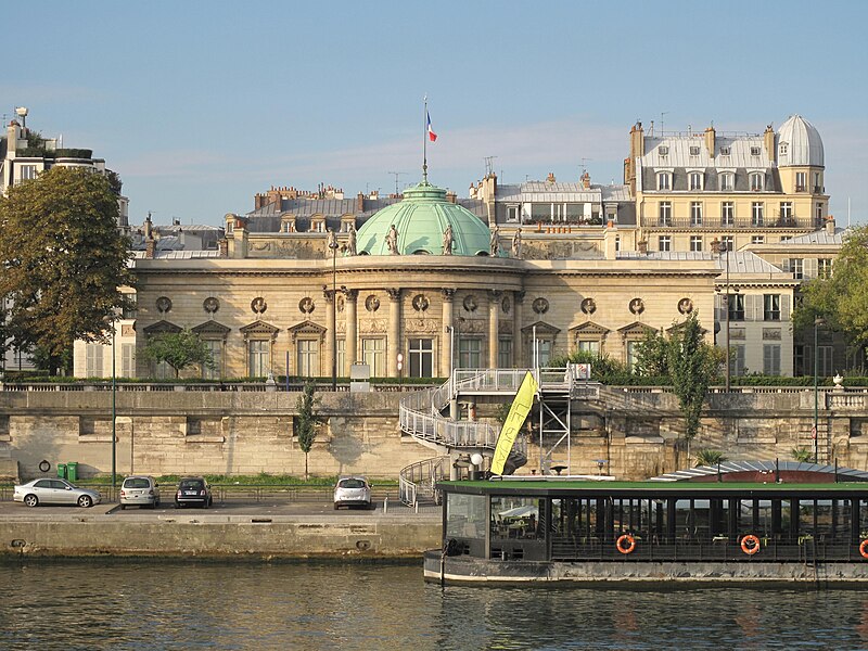 File:Palais de la Légion d'honneur.jpg