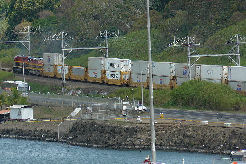 File:Panama canal 147.JPG