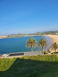 Miniatuur voor Bestand:Playa de La Concha (Cantabria).jpg