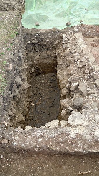 File:Porolissum - Excavation 03.jpg