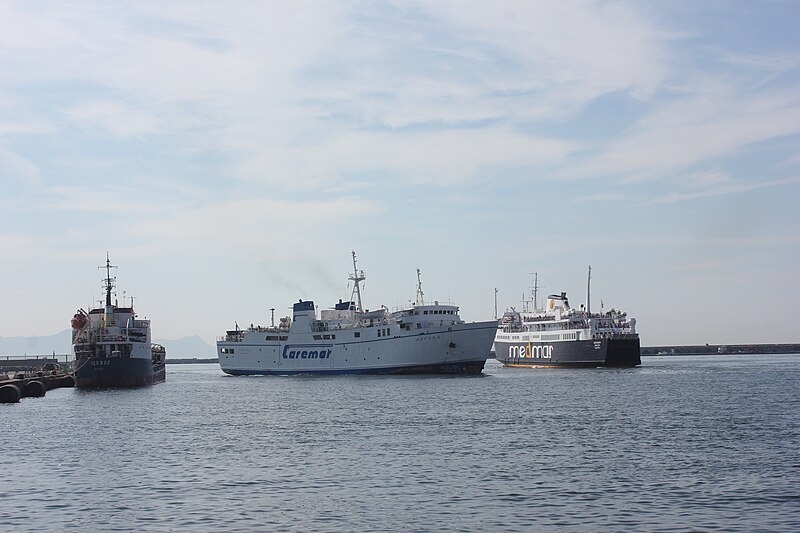 File:Port of Naples in 2018.03.jpg