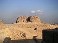Vue depuis l'ouest de la pyramide de Khentkaous Ire à Gizeh