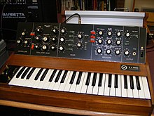 An early Minimoog synthesizer by R.A. Moog Inc. from 1970. R.A.Moog minimoog 2.jpg