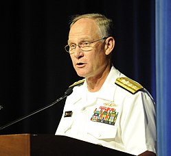 Контр-адмирал Невин Карр, начальник отдела военно-морских исследований.jpg