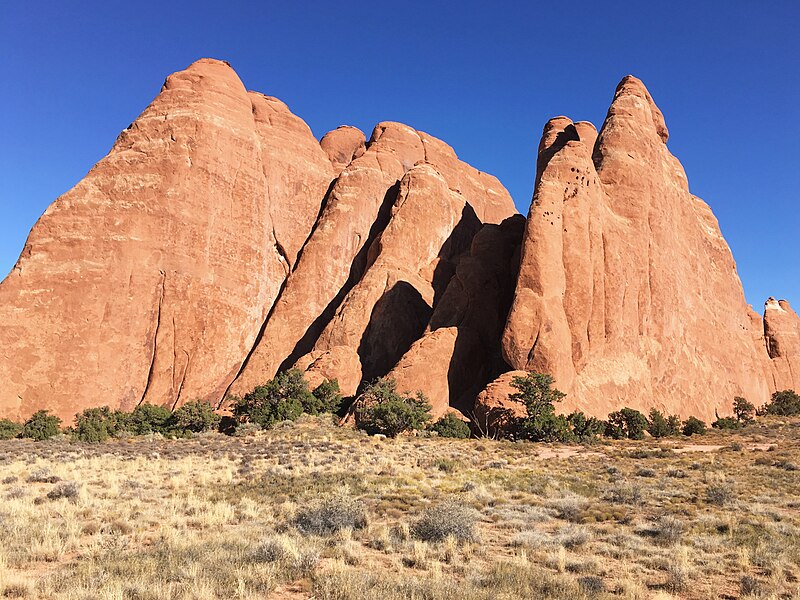 File:Red rock formation (Unsplash).jpg