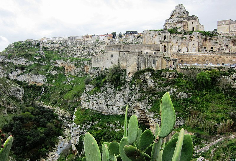 File:Rioni Sassi di Matera - panoramio (1).jpg