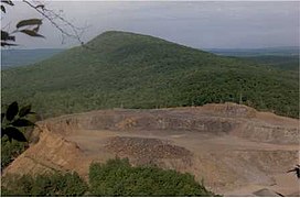 Gunung Bundar Quarry.jpg