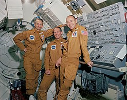 Посада Скајлаба 3, здесна налево: Алан Бин, Џек Лусма и Овен К. Гариот, 1973. године