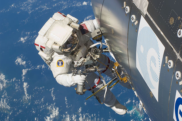 STS 129: Bresnik participates in the mission's second session of extravehicular activity