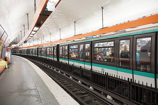 Saint-Michel metro station, Paris 9 April 2014 001