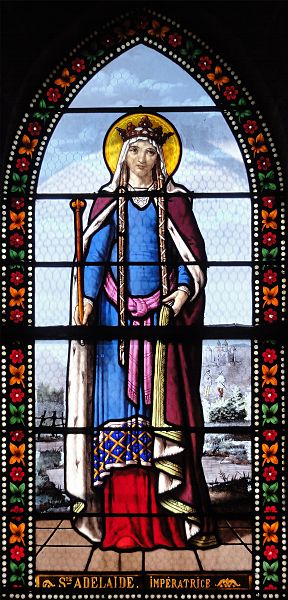File:Sainte-Adélaïde - Église de Toury, vitraux par Lorin.jpg