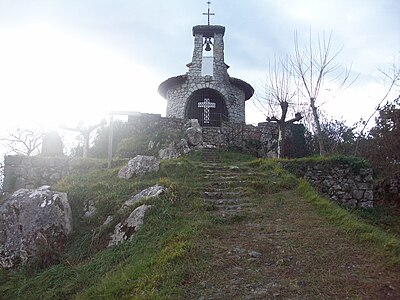 Santa Barbara gotorlekua eta baseliza (Hernani)