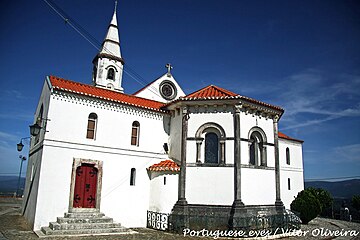 Ficheiro:Santuário_do_Senhor_da_Serra_-_Portugal_(7449227140).jpg