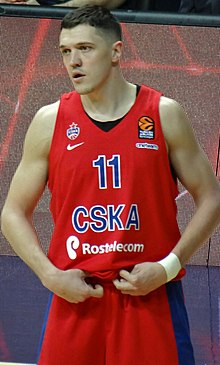 Semyon Antonov 11 PBC CSKA Moscow EuroLeague 20180316 (3).jpg