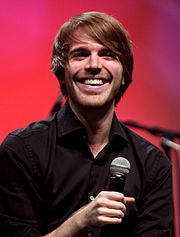 Shane Dawson by Gage Skidmore