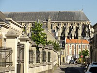 Kathedrale von Soissons, Chor 1212, Westfassade Mitte 13. Jh.