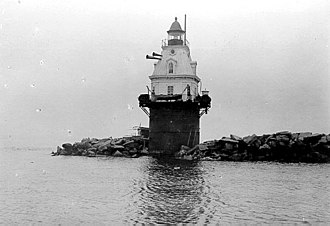 Historic Photo Southwest Ledge (New Haven Breakwater) Light (New Haven County, Connecticut).jpg