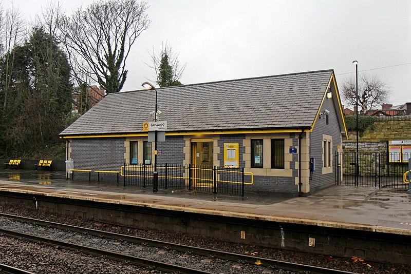 File:Station building, Garswood railway station (geograph 3795526).jpg