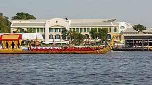 Suphannahong Barge (II).jpg
