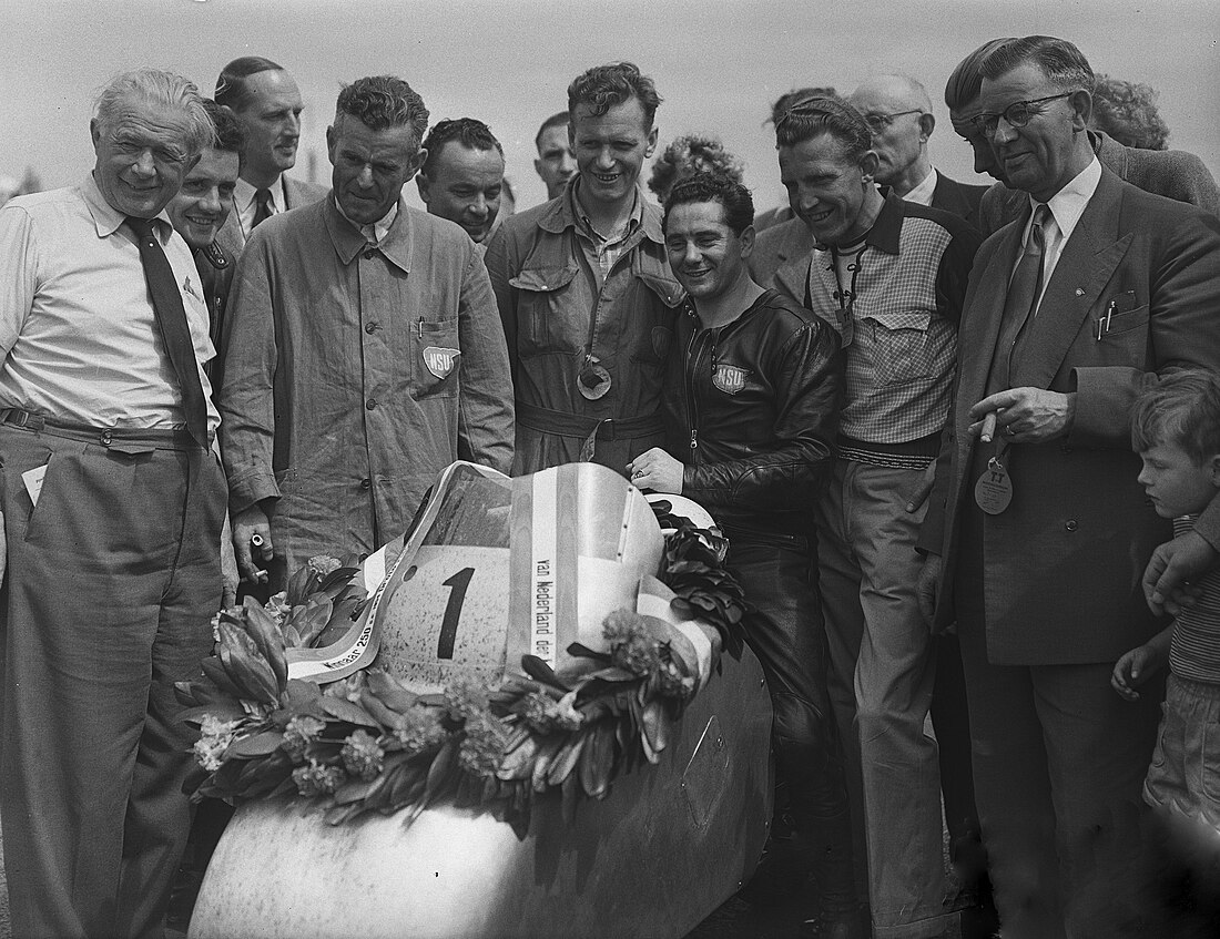 File:TT races Assen , Werner Haas (NSU) wint 250cc, Bestanddeelnr 906-5860.jpg