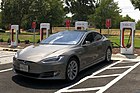 Tesla Supercharger Southlake Texas kesilgan 03.jpg